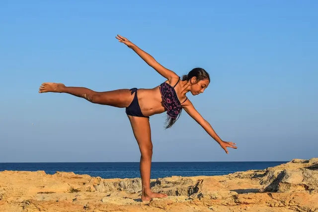 6-Pack: Complete Female